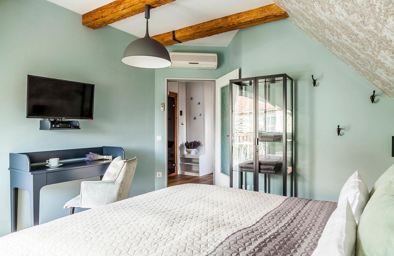 Harmonia Apartman Erkellyel Es Szaunaval Balatonfüred Buitenkant foto