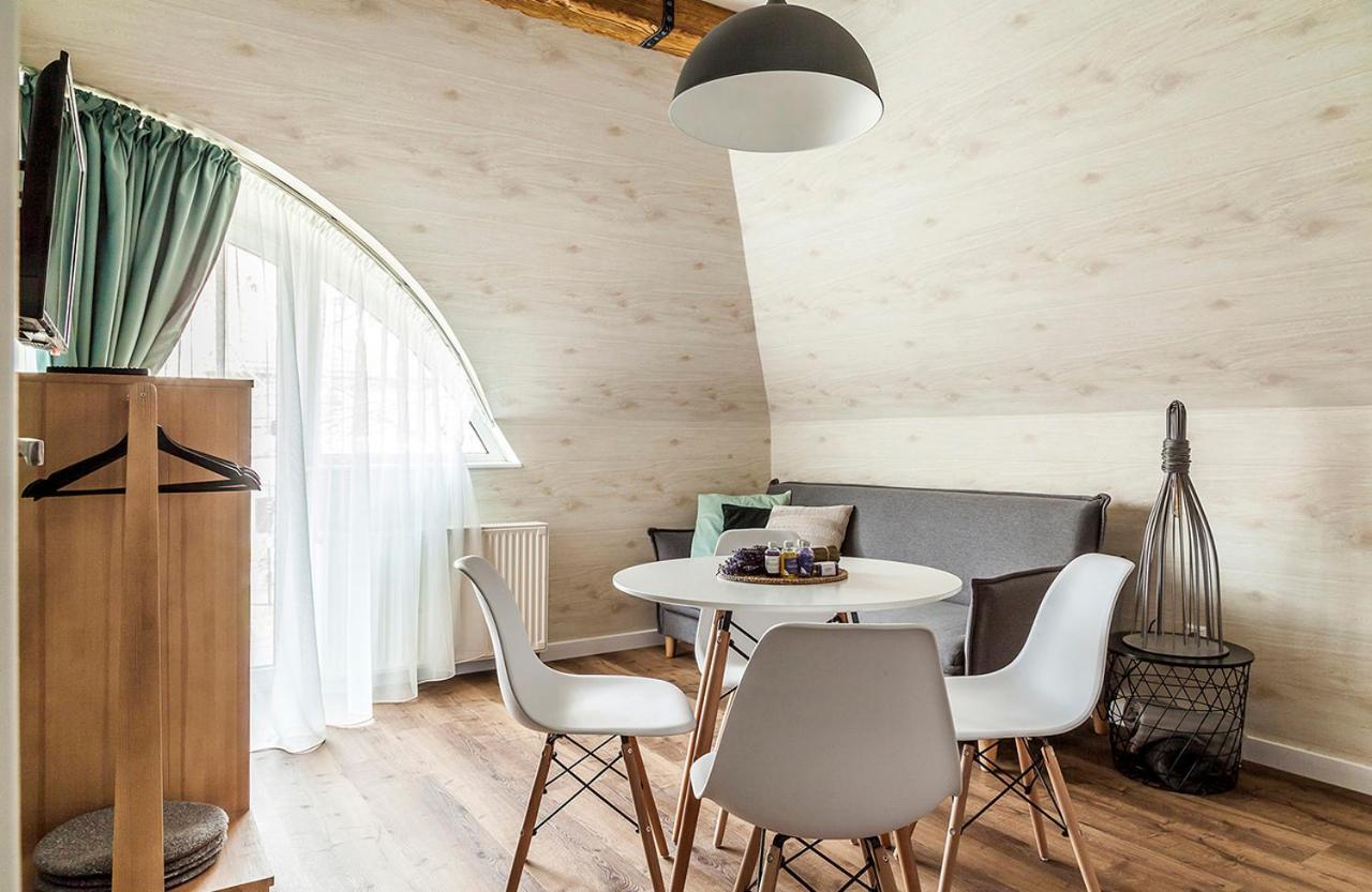 Harmonia Apartman Erkellyel Es Szaunaval Balatonfüred Buitenkant foto