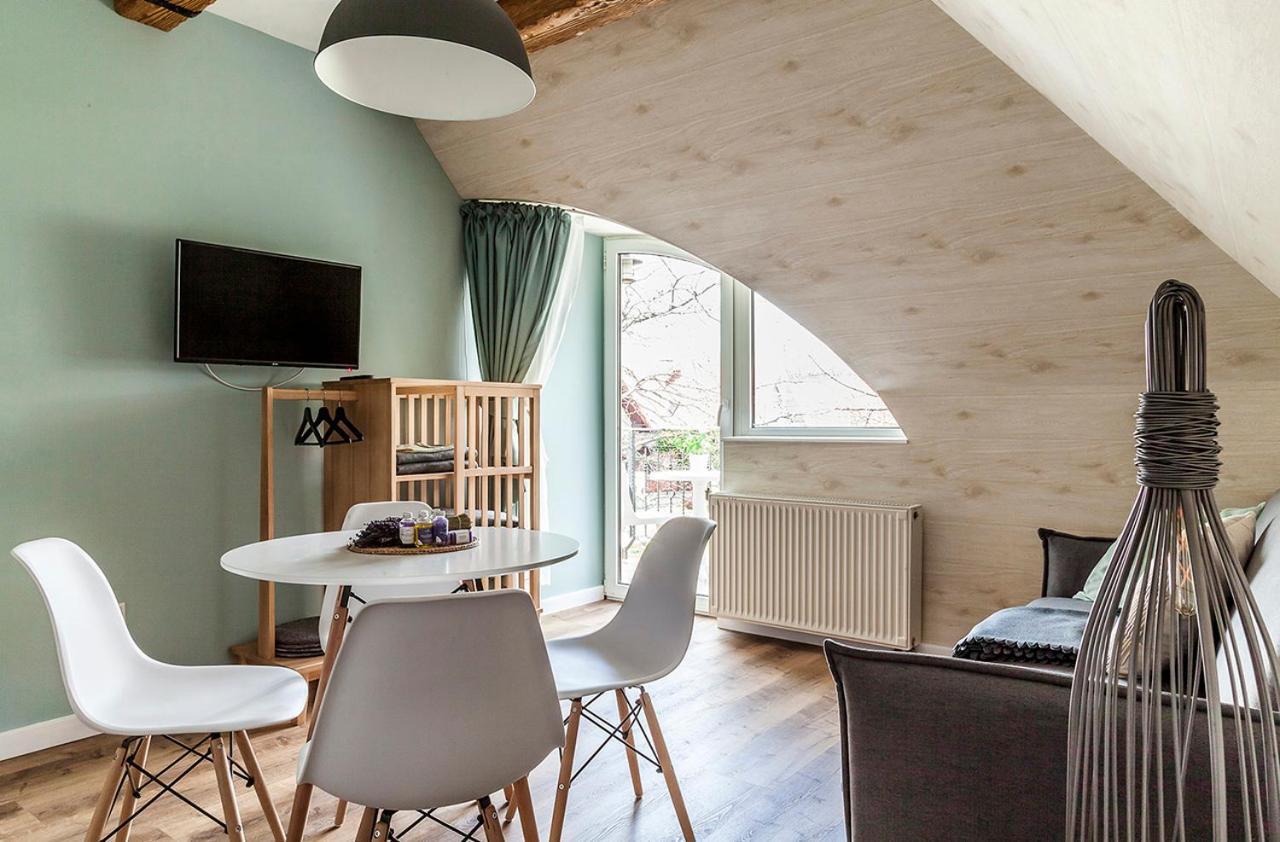 Harmonia Apartman Erkellyel Es Szaunaval Balatonfüred Buitenkant foto